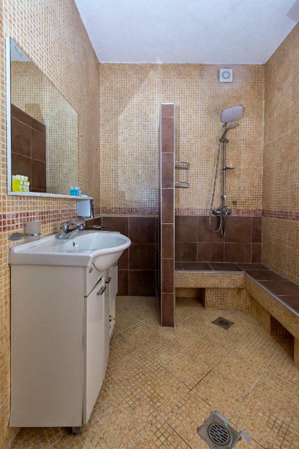 Upper Gate Apartments Охрид Экстерьер фото